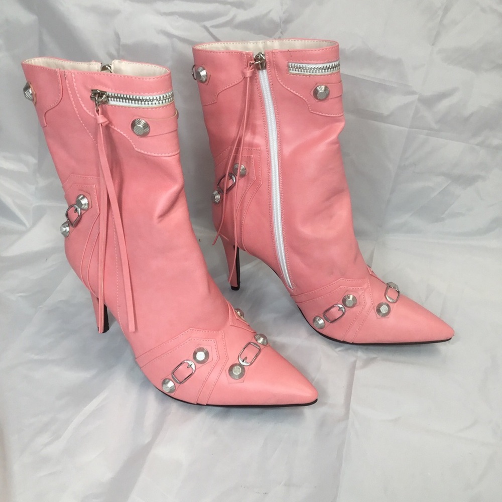 Pink Moto Studded SZ 8.5 255 Buckle Pointed Toe Stiletto Vero Cuoio Boots Studs